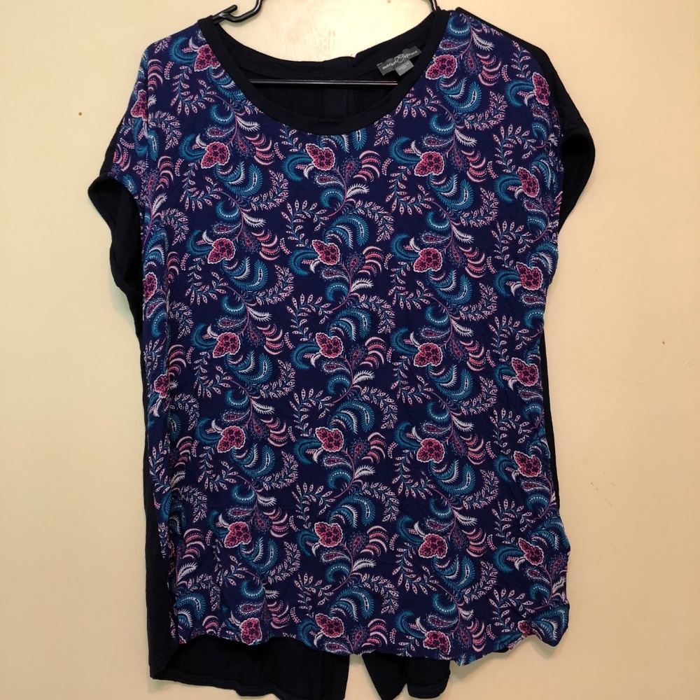 Market & spruce short sleeve top size L